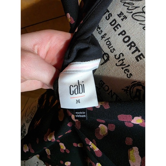 CAbi Floral Top Black Pink Yellow Abstract Print Sleeveless - Picture 3 of 4